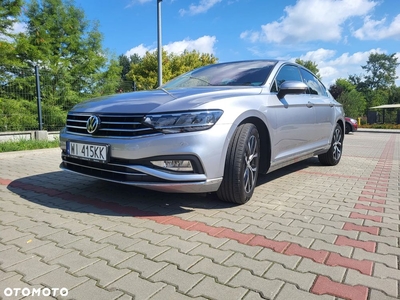 Volkswagen Passat 2.0 TSI Elegance DSG