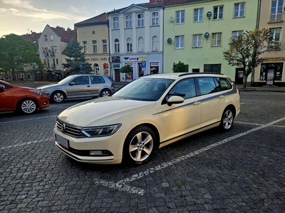 Volkswagen Passat B8 Variant 2.0 TDI 150KM 2015