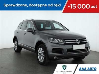 Volkswagen Touareg II 2011