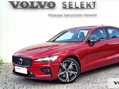 Volvo S60 III Sedan Facelifting 2.0 B5 250KM 2023