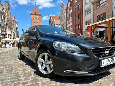 Volvo V40 II Cross Country D2 115KM 2013