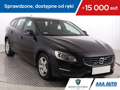 Volvo V60 I Kombi Facelifting 2.0 D4 DRIVE-E 181KM 2014