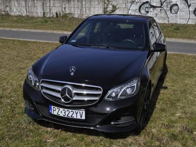 Używane Mercedes-Benz Klasa E - 58 000 PLN, 213 077 km, 2015