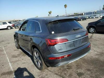 Audi Q5 2022, 2.0L, 4x4, od ubezpieczalni