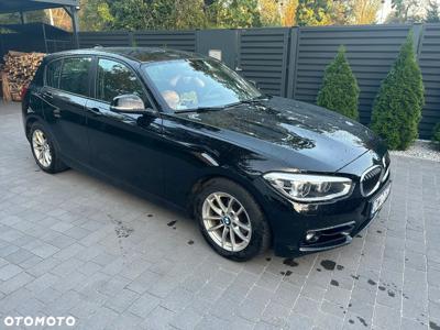 BMW Seria 1 118i Sport Line