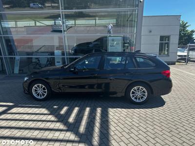 BMW Seria 3 318d Advantage