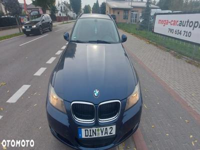 BMW Seria 3 318d DPF Touring Edition Exclusive