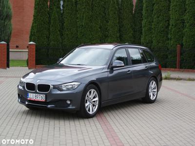 BMW Seria 3 320d Efficient Dynamics Sport Line