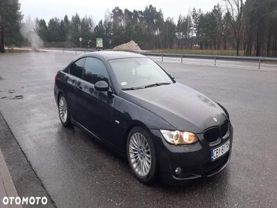 BMW Seria 3 325i