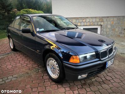 BMW Seria 3 325i