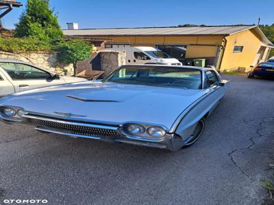 Ford Thunderbird