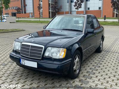 Mercedes-Benz W124 (1984-1993)