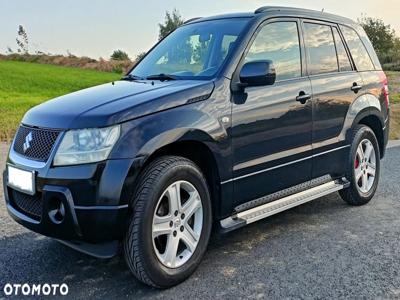 Suzuki Grand Vitara 2.0 De luxe