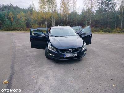 Volvo V60 D3 Drive-E Momentum