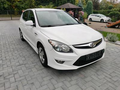 Hyundai i30 I CW Facelifting 1.6 CRDi 90KM 2011