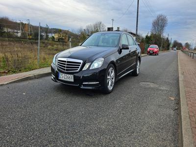 Mercedes Klasa E W212 Limuzyna 200 CGI BlueEFFICIENCY 184KM 2011