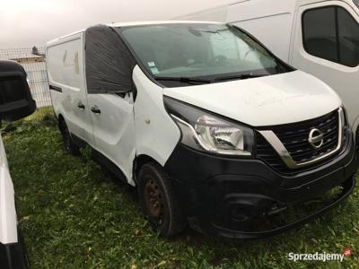 Nissan NV300 uszkodzony - FAKTURA