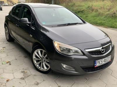 Opel Astra J Hatchback 5d 1.7 CDTI ECOTEC 125KM 2011