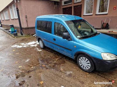 Opel Combo C 1.7D 65KM CHŁODNIA IZOTERMA AGREGAT 2002r.