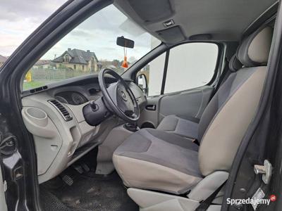 opel vivaro 2.5 d. klima