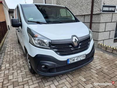 Renault Trafic L2H1 długi 1,6 diesel Salon Polska