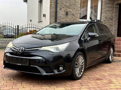 Toyota Avensis III Wagon Facelifting 1.8 Valvematic 147KM 2015