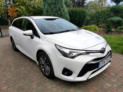 Toyota Avensis III Wagon Facelifting 2015 2.0 D-4D 143KM 2017