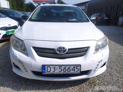 Toyota Corolla X Sedan 1.4 D-4D 90KM 2008