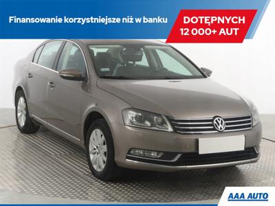 Volkswagen Passat B7 Limousine 1.4 TSI BlueMotion 122KM 2011