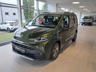 Nowy Toyota Proace City Verso 2024