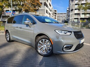 Używany Chrysler Pacifica 2021