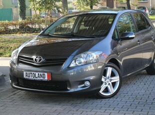 Używany Toyota Auris 2010