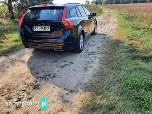 Volvo V60 I