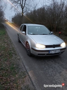 Golf 1.4 2 0 0 1r.p239tys