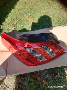 Lampa tylna lewa peugeot 508