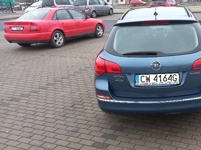 Opel Astra poloftowy bezwypadkowy