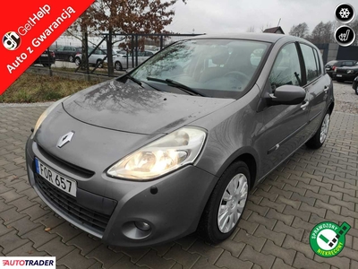 Renault Clio 1.1 benzyna 75 KM 2011r. (Stare Budy)