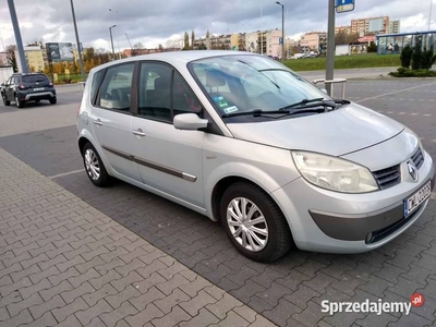 Renault scenic w perfekcyjnym stanie po wymianie rozrządu