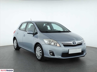 Toyota Auris 1.8 134 KM 2011r. (Piaseczno)