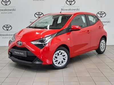 Toyota Aygo II Hatchback 3d Facelifting 1.0 VVT-i 72KM 2020