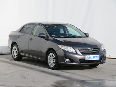 Toyota Corolla 2011 1.6 i 122456km Base Cool