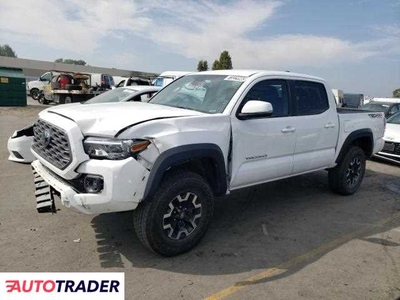 Toyota Tacoma 3.0 benzyna 2022r. (HAYWARD)