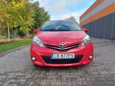 Toyota Yaris III Hatchback 5d 1.0 VVT-i 69KM 2013