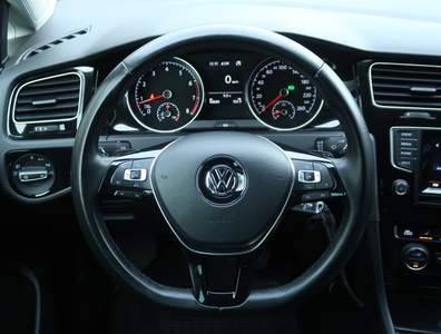 Volkswagen Golf 2015 1.4 TSI 94688km ABS