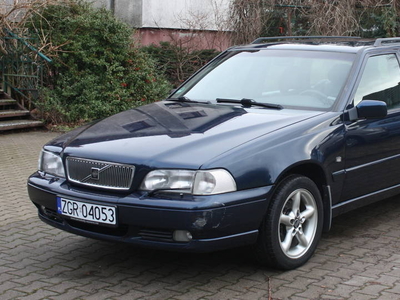 Volvo V70 2.4 Turbo ! manual ! skóra ! zadbany !