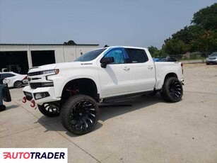 Chevrolet Silverado 5.0 benzyna 2019r. (GASTON)