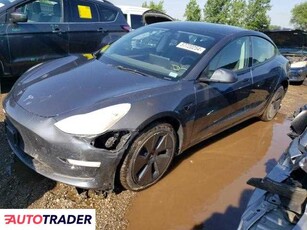 Tesla Model 3 benzyna 2023r. (ELGIN)