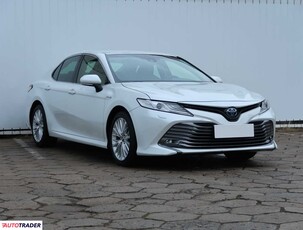 Toyota Camry 2.5 214 KM 2019r. (Piaseczno)