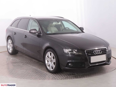 Audi A4 2.0 118 KM 2009r. (Piaseczno)