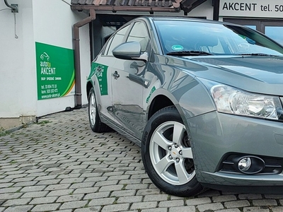 Chevrolet Cruze Hatchback 5d 1.6 16V DOHC 124KM 2011